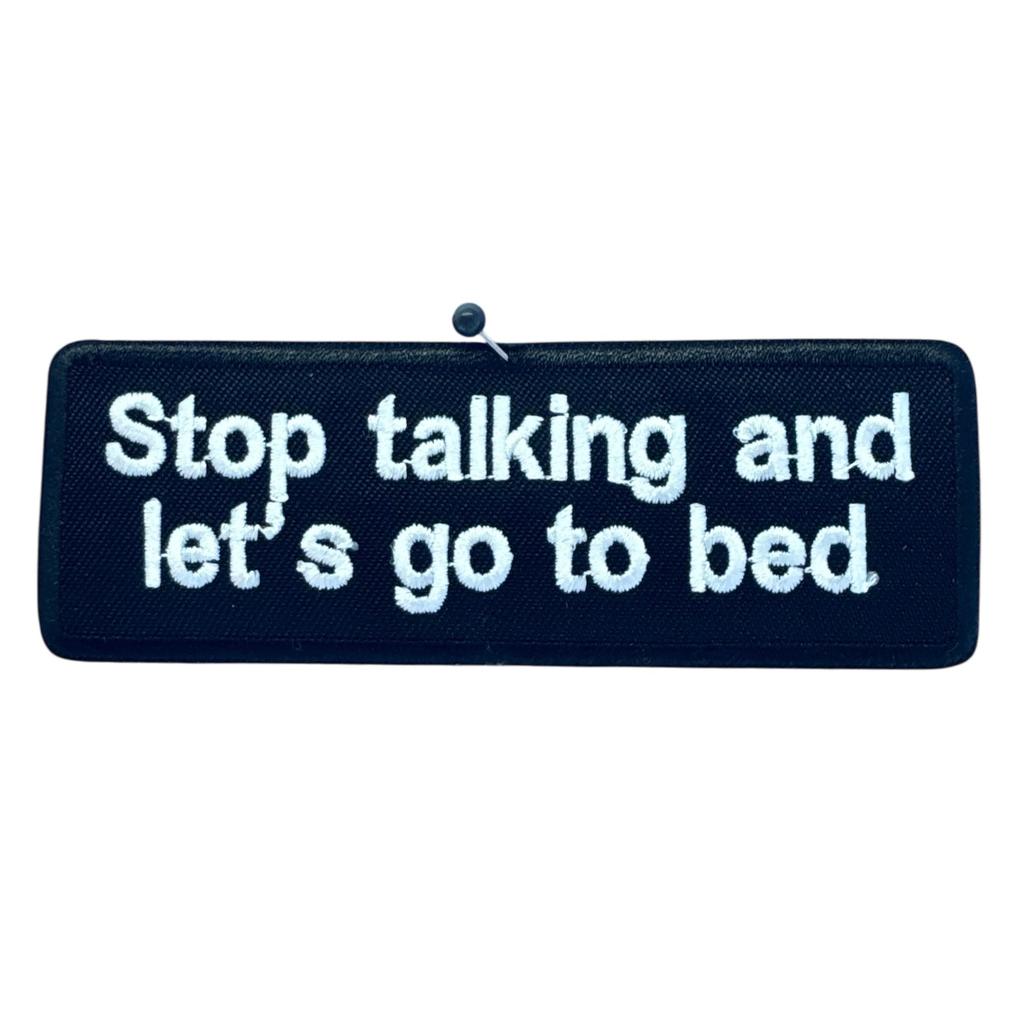 Ajoissa nukkumaan haalarimerkki - Hoopee.fi