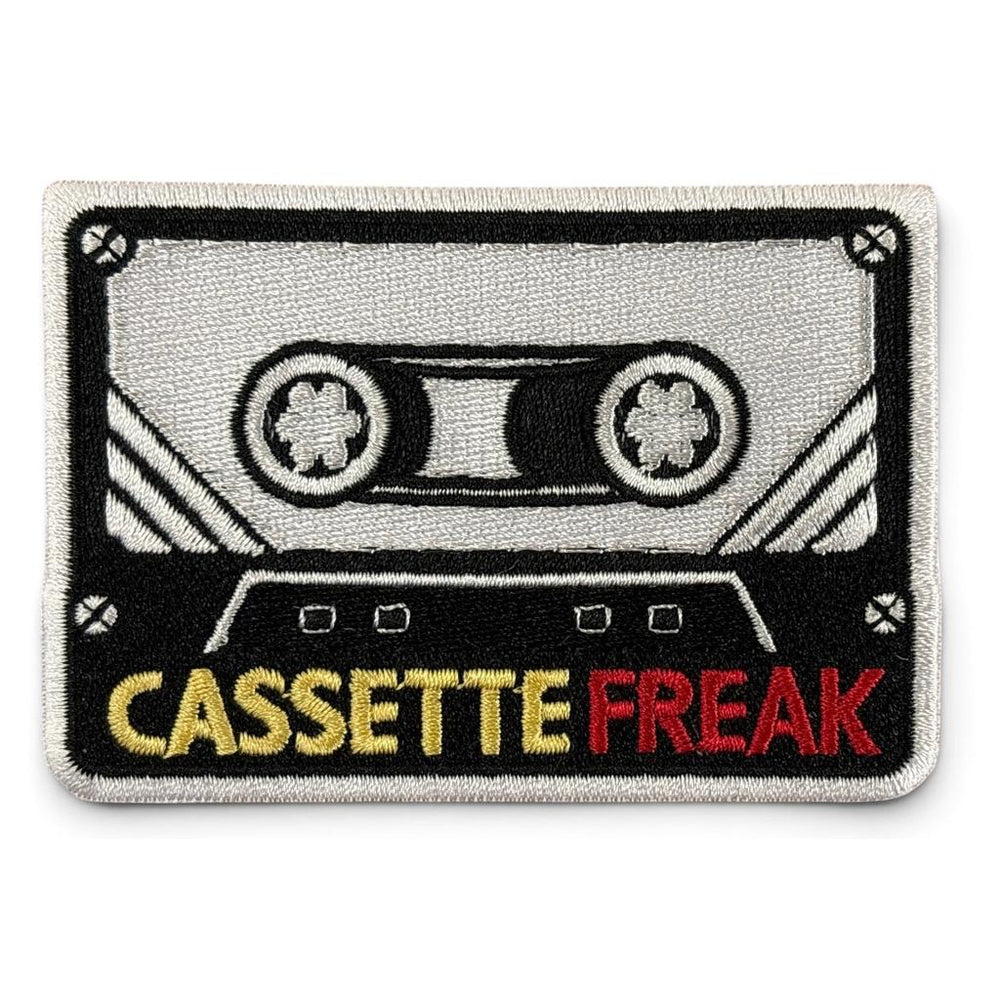 Cassette Freak hihamerkki 5×8 cm - Hoopee.fi
