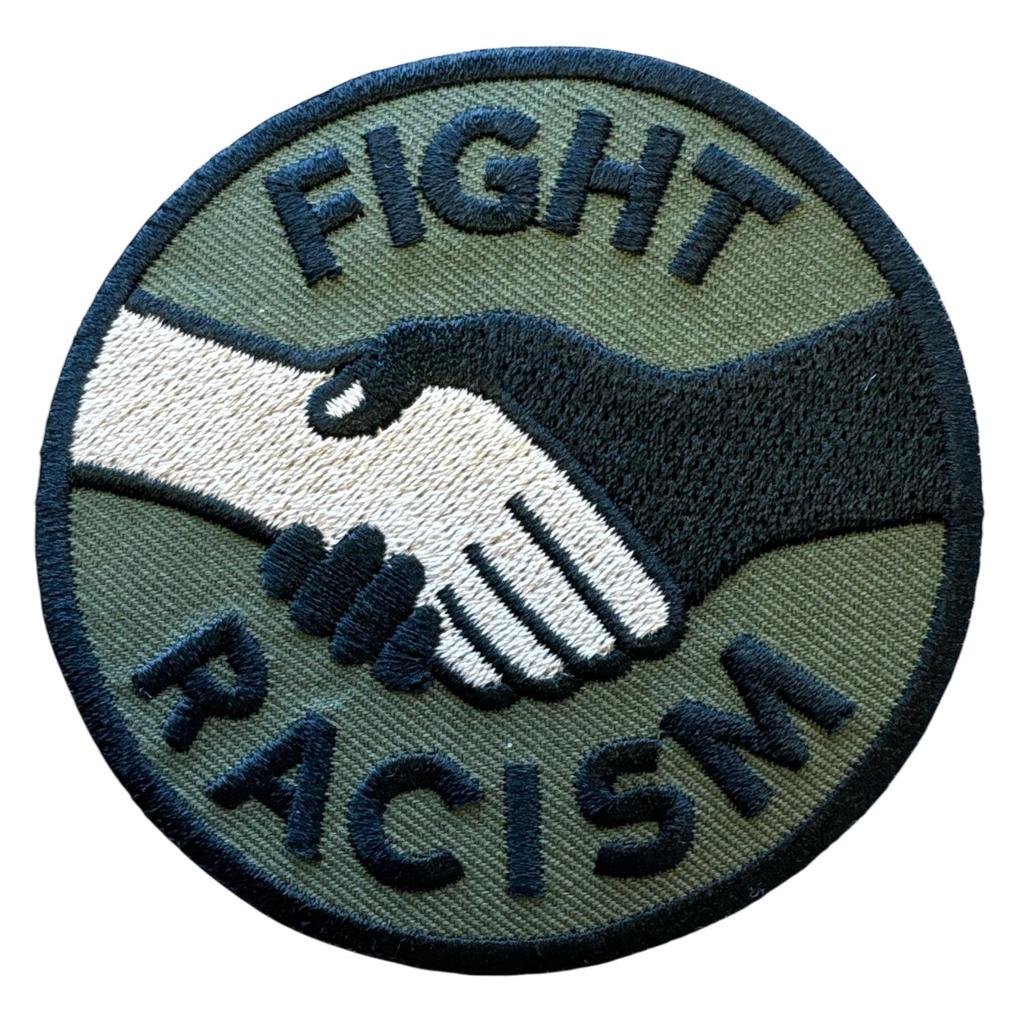 Fight Racism kangasmerkki - Hoopee.fi