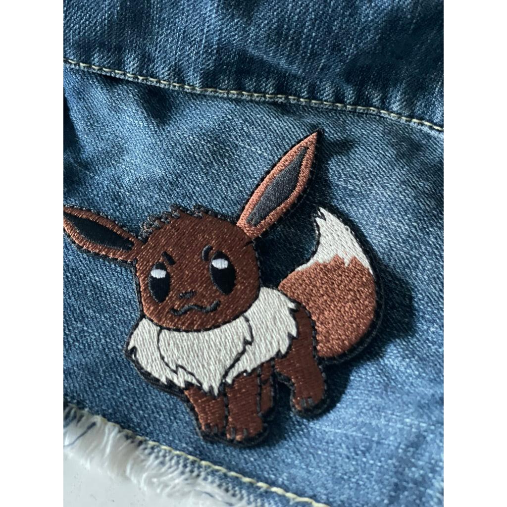Pokemon Eevee kangasmerkki - Hoopee.fi