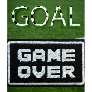 Game Over kangasmerkki - Hoopee.fi