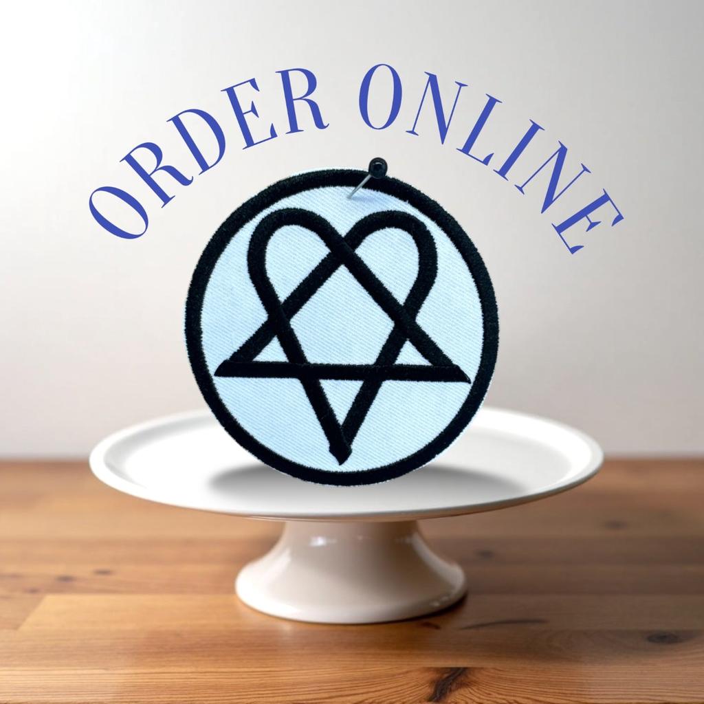 HIM - BW heartagram kangasmerkki - Hoopee.fi