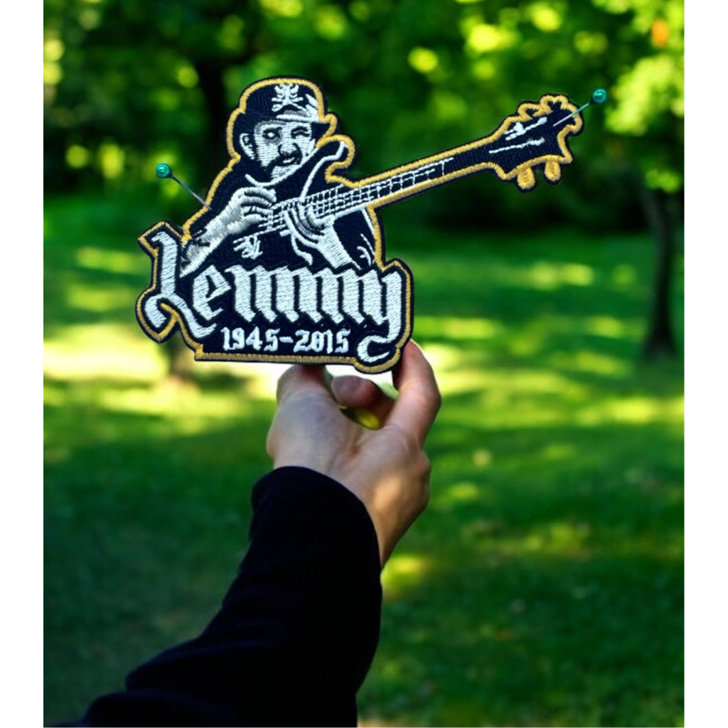 Lemmy on bass hihamerkki - Hoopee.fi