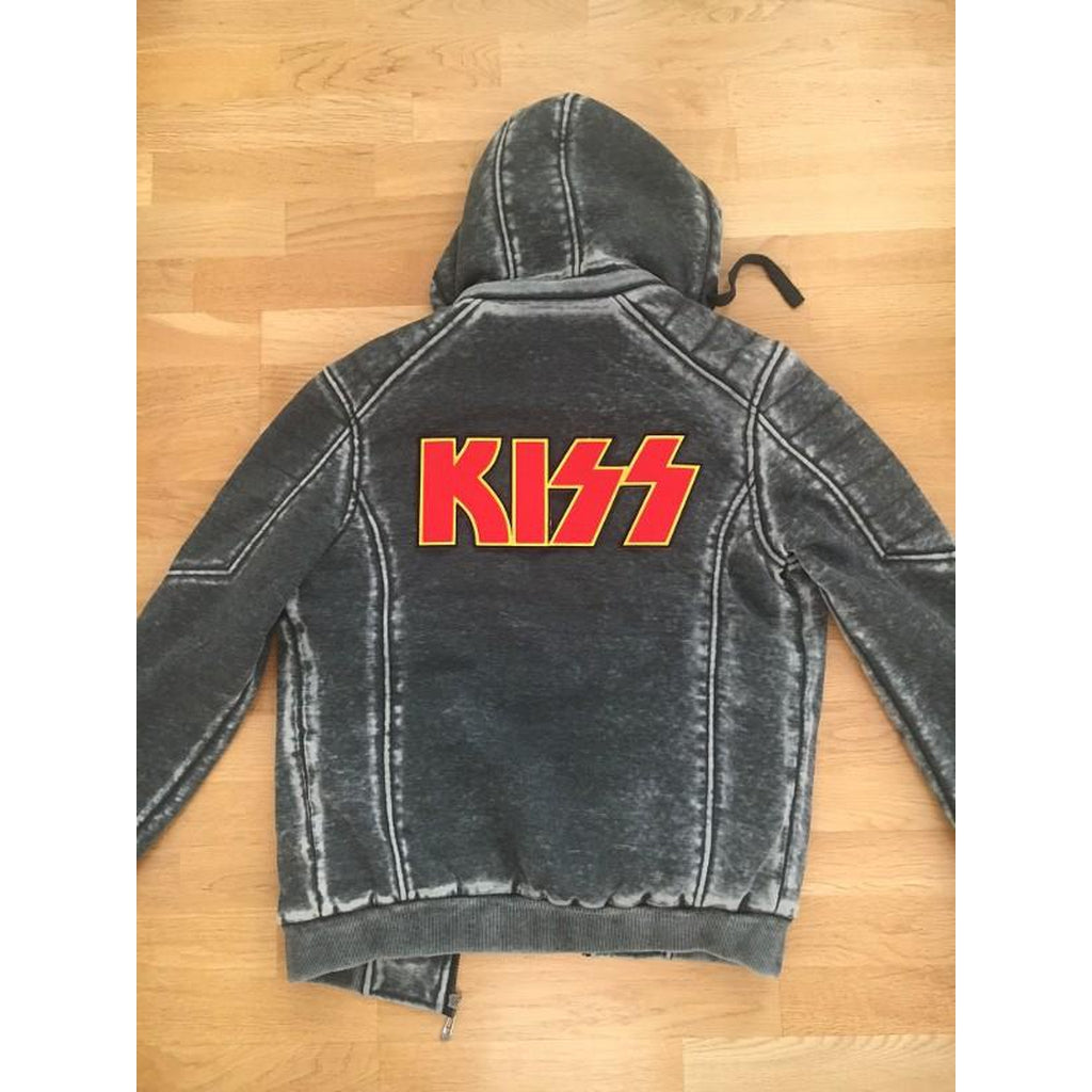 Kissin logo brodeerattu selkämerkki - Hoopee.fi