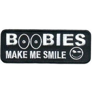 Boobies Make Me Smile hihamerkki 3,5×9 cm - Hoopee.fi